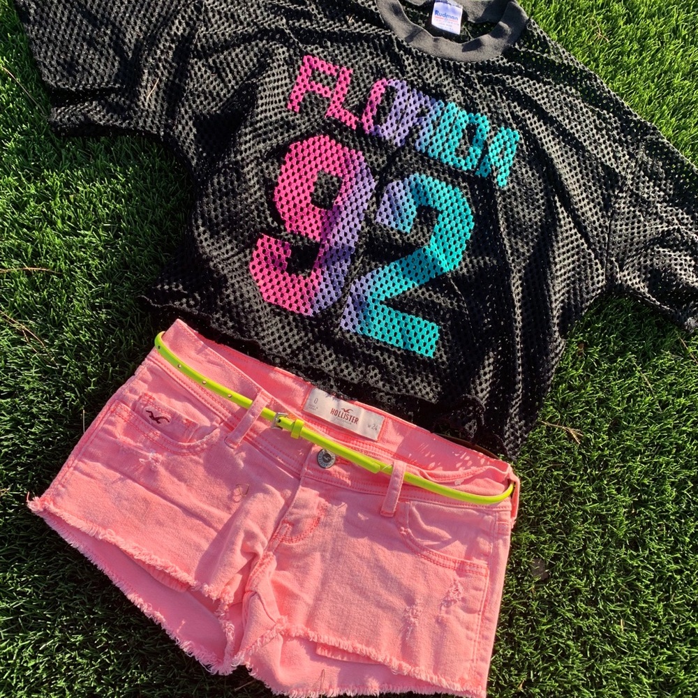 2x$20 🤩 Rudman 92’ top. Amazing summer piece.